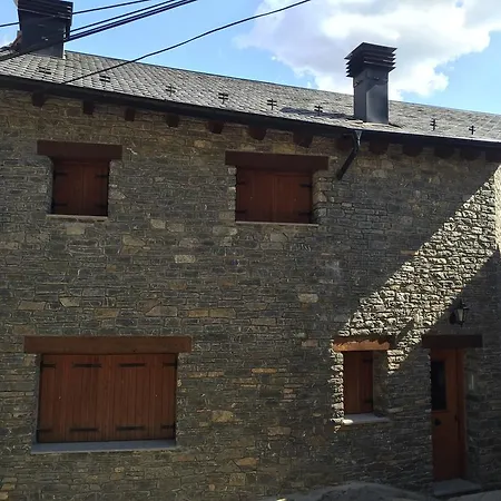 Cal Domenec Burg