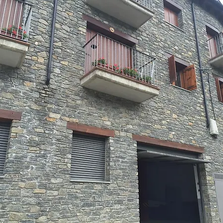 Cal Domenec Apartamento *