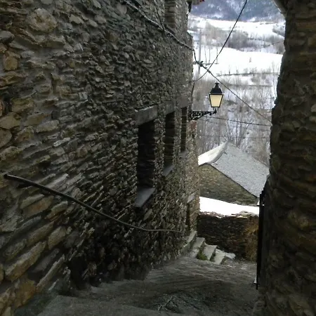 Cal Domenec Apartment Burg