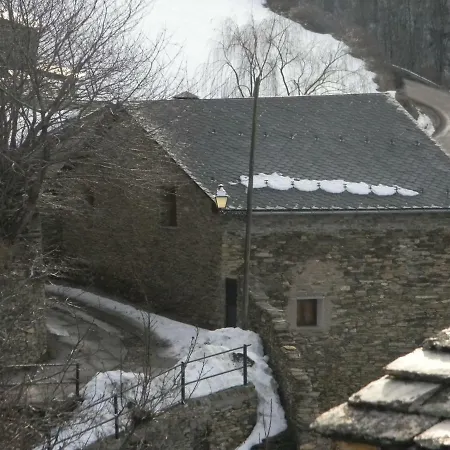 Cal Domenec * Burg